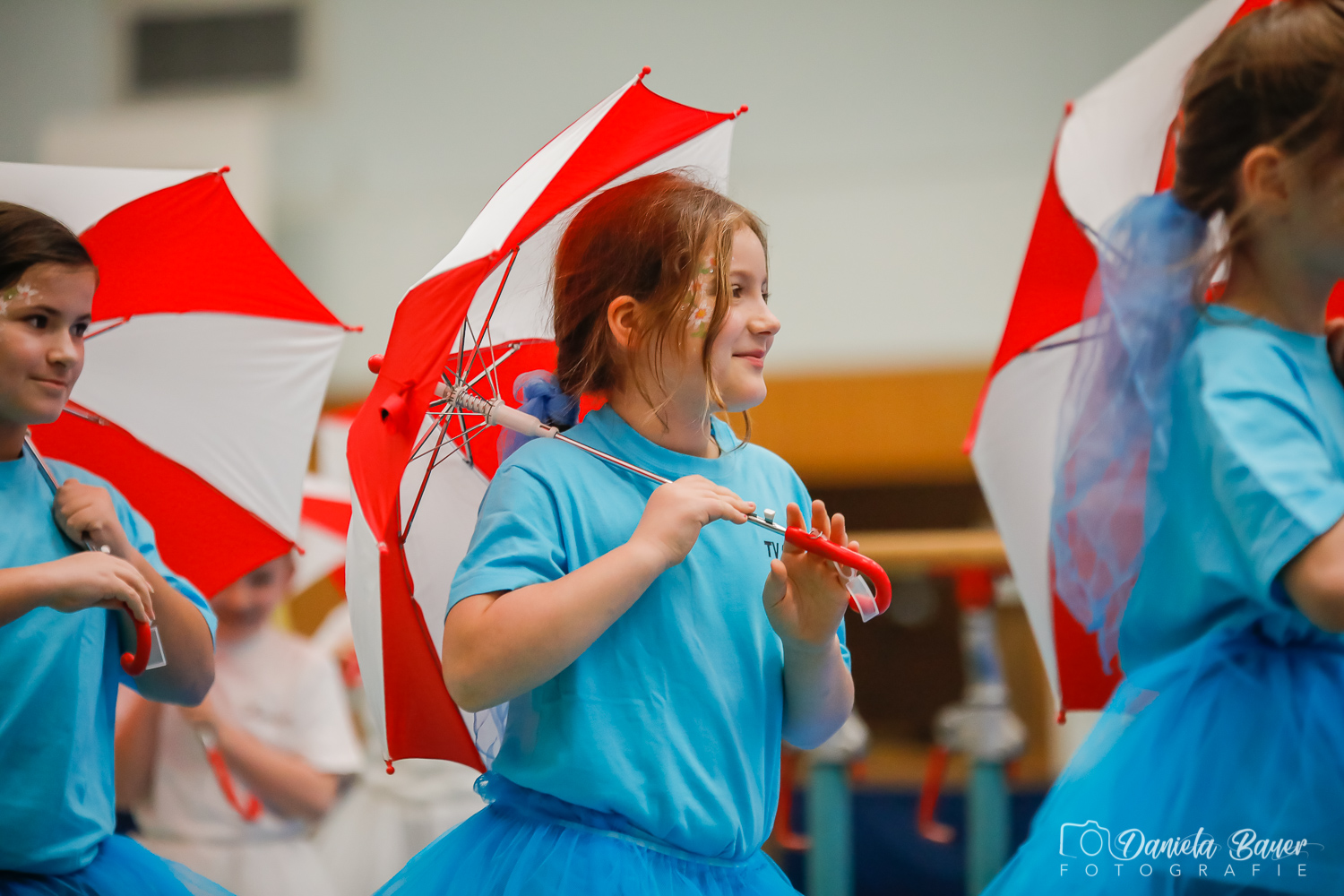 Kleine Feen in den Zweigen_5