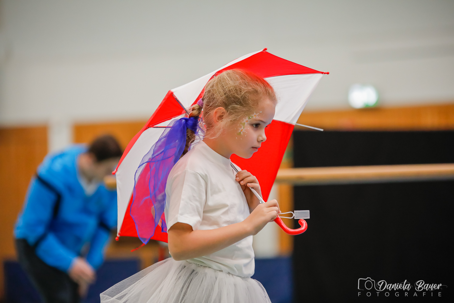 Kleine Feen in den Zweigen_8